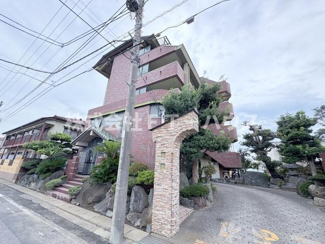 シャングリアマルタの外観