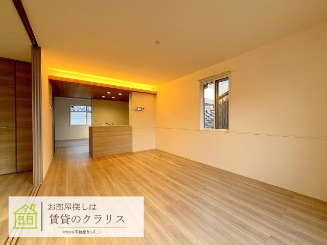 エンラージ西院