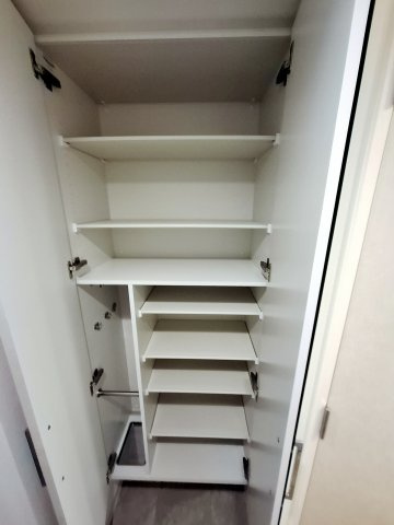 LEGALAND NISHINOMIYA PARKSIDEの収納|シューズボックス