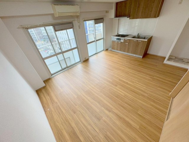 サンフラッツ新大阪本館の内装