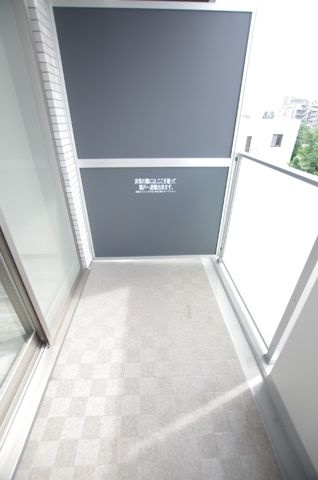フュージョナル赤羽ＥＡＳＴのバルコニー