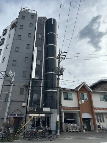 ダイヤモンドビルの外観