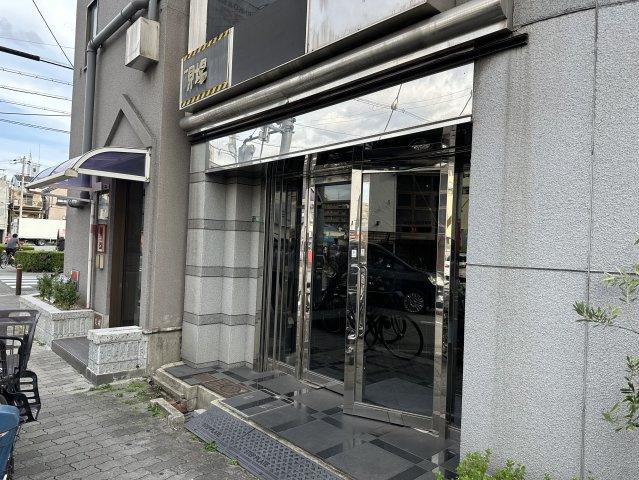 ダイヤモンドビルのエントランス