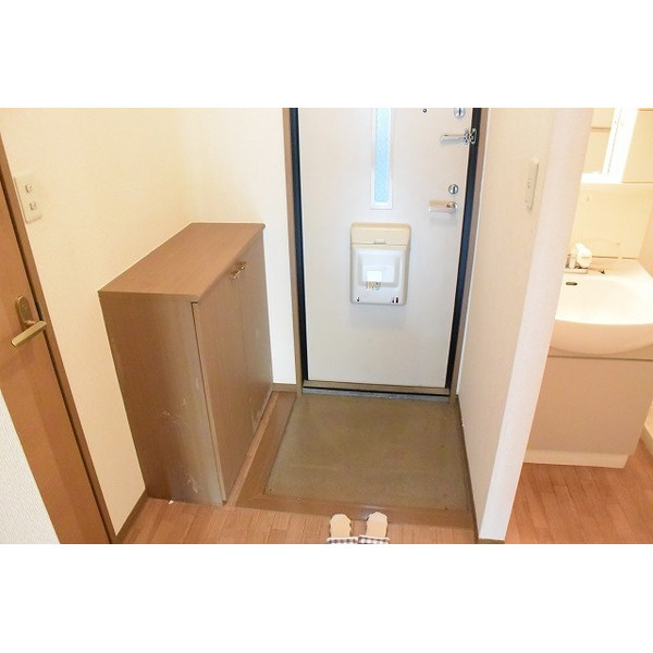 スプリームの玄関