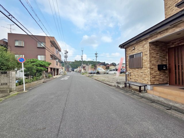 【前面道路含む現地写真】 | 東海市東海町2丁目B号棟【仲介手数料0円】