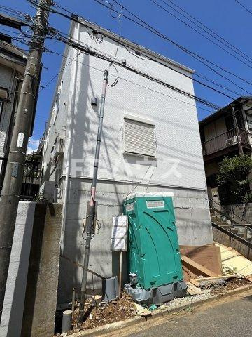 vinosity 船橋飯山満のエントランス