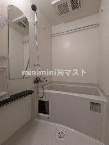 プレサンス福島吉野ミナージの浴室