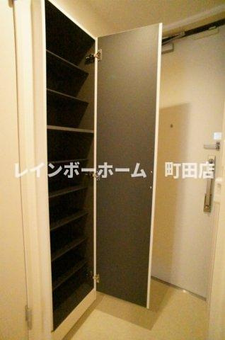 リブリ・Crecia※初期費用分割後払いサービス利用可能物件の玄関