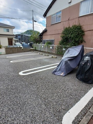 【駐車場】 | アルカイック　リュエル