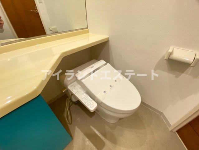 LANAI CLASSIC TOWER GARDEN VIEW　浴室乾燥機　通風良好　床暖房のトイレ