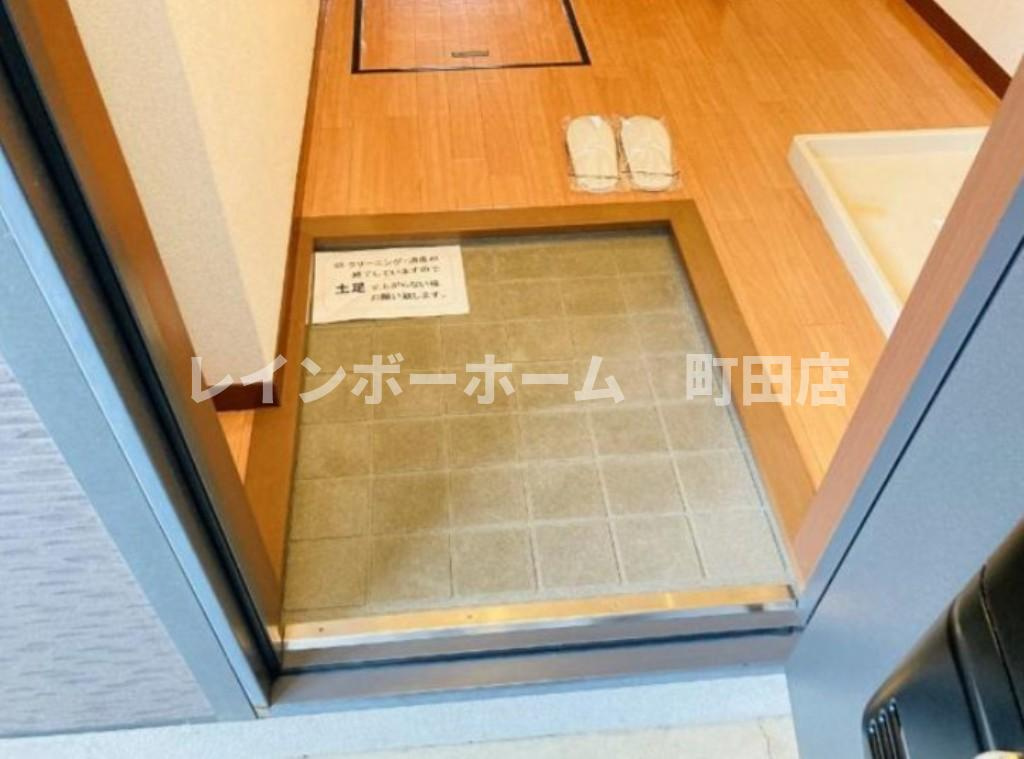 サンファミーリエ※初期費用分割あと払いサービス利用可能物件の玄関
