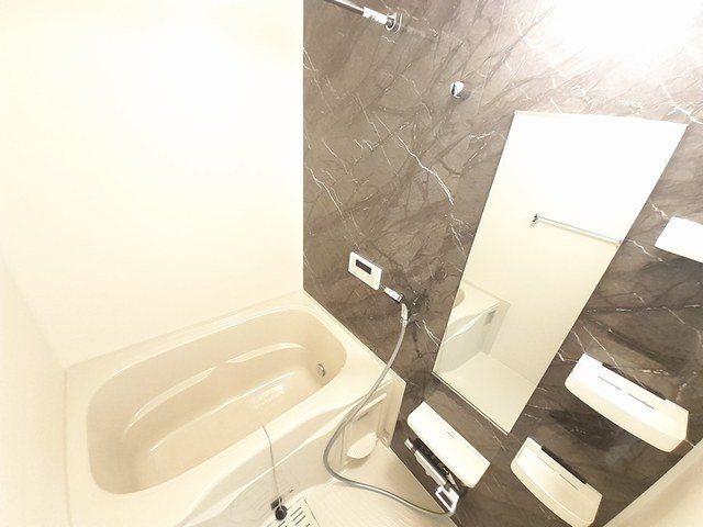 ジョニー　ノースの浴室