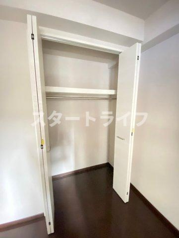 大阪市淀川区東三国４丁目の賃貸マンションの収納