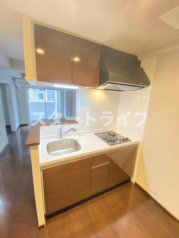 大阪市淀川区東三国４丁目の賃貸マンションのキッチン