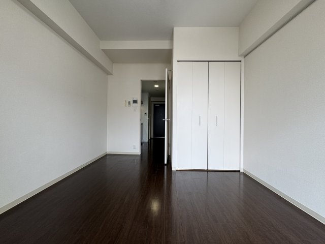 エルシア池田の居間・リビング