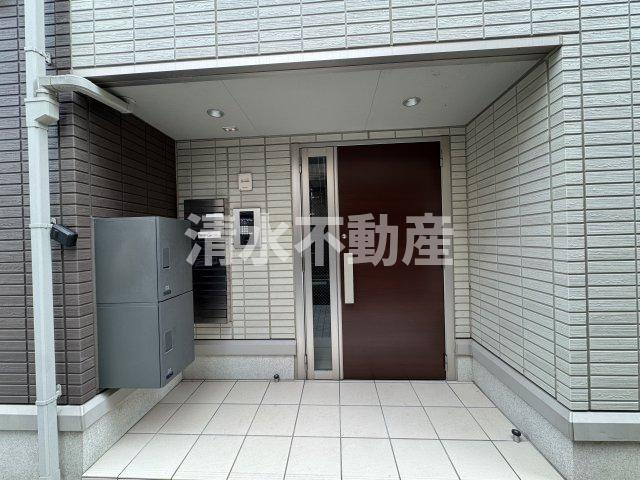 アンジュール練馬のエントランス|当日内見可能☆仲介手数料や初期費用でお悩みなら清水不動産までご相談下さい☆