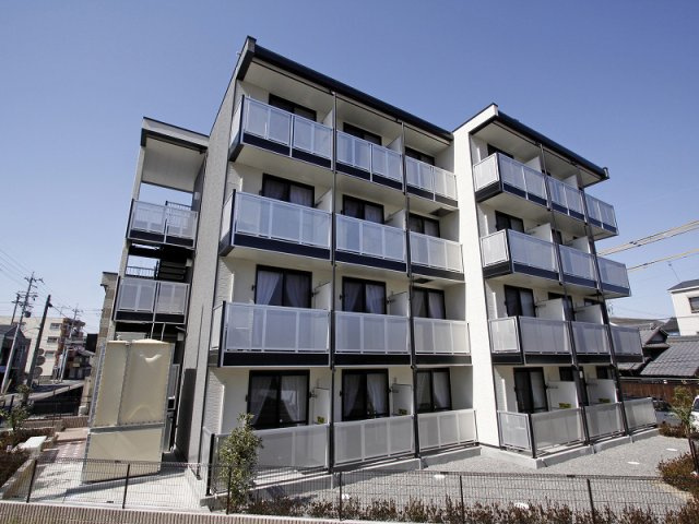 レオパレス辻町の外観