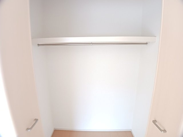 クオリス西里の収納