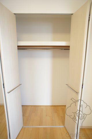クレグラン北梅田の収納