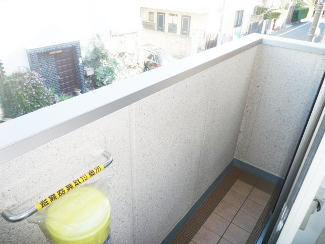 シェルコート三軒茶屋のバルコニー