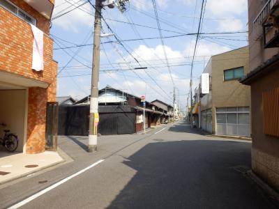 VIP羅城門（ビップ羅城門）の周辺|前面道路