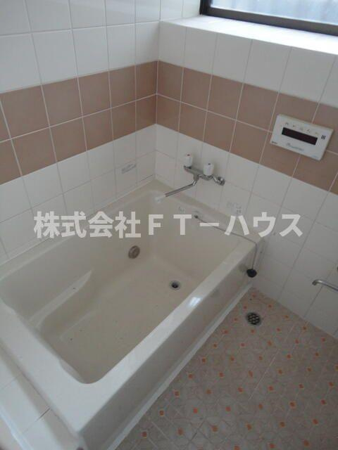 曽谷３丁目貸家の浴室
