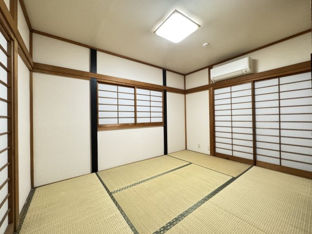 立川市西砂町4丁目戸建の和室