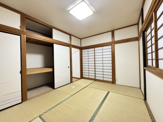 立川市西砂町4丁目戸建の和室