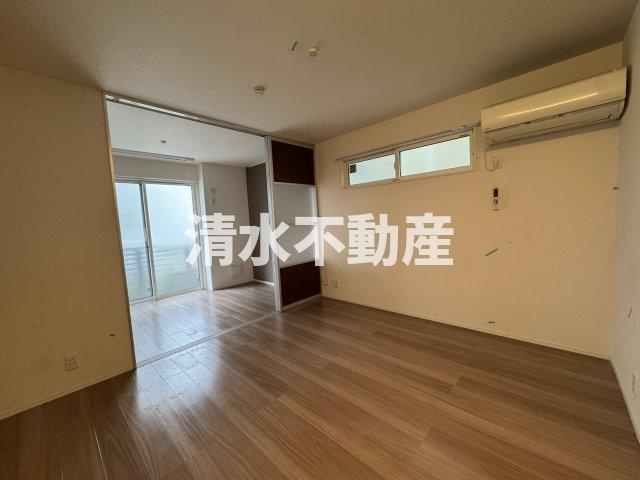 アンジュール練馬の居間・リビング|当日内見可☆仲介手数料半額以下☆清水不動産までお問い合わせください☆