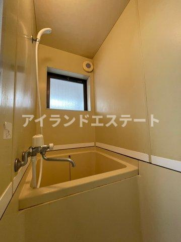 ハイツ野田駒沢　バストイレ別　南向き　浴室に窓の浴室
