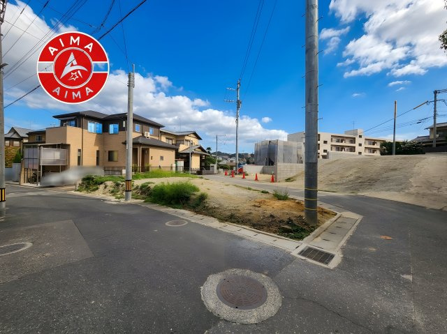 福岡市南区柳河内1丁目第2-1棟（1号棟）の前面道路含む現地写真|見学の時間などお気軽にお問い合わせ下さい。