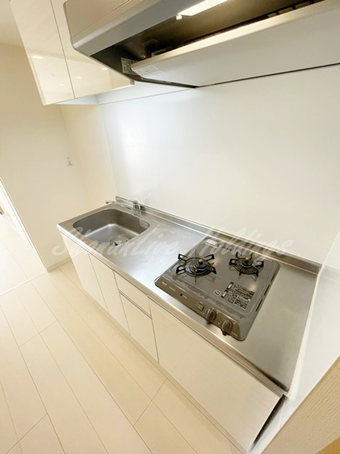 鎌倉市岩瀬１丁目の賃貸マンションのキッチン