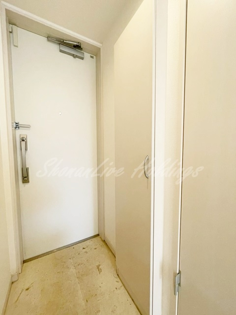 鎌倉市岩瀬１丁目の賃貸マンションの玄関