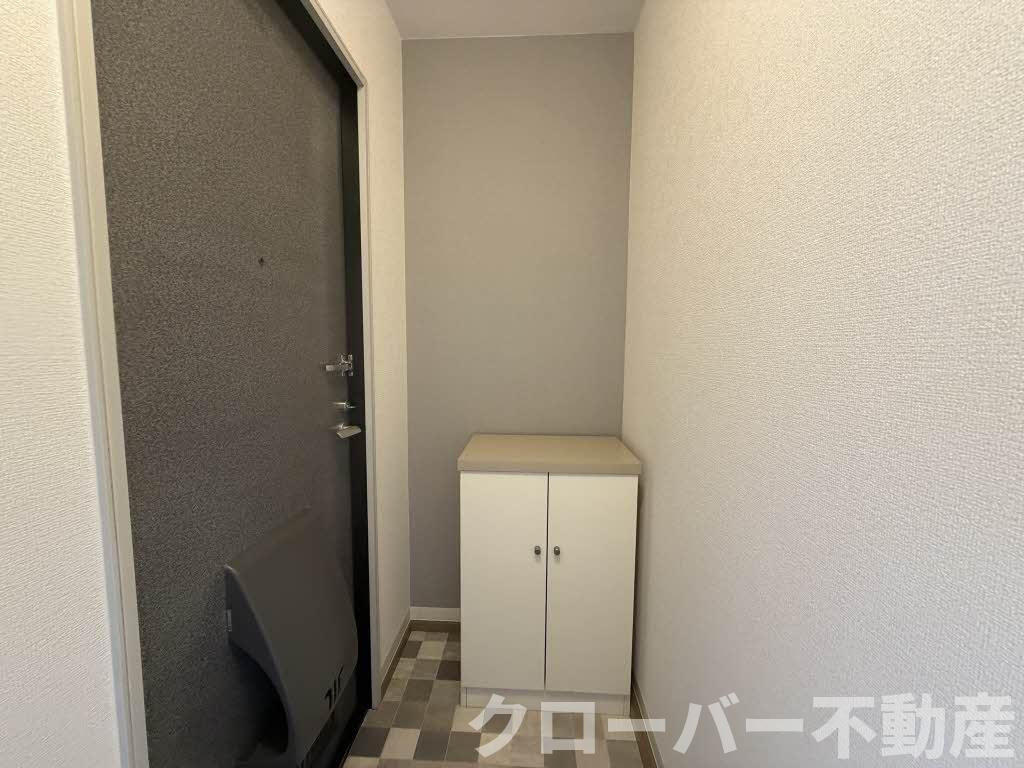 エクセル・メゾン C棟の玄関