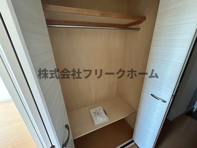 三鷹市牟礼６丁目の賃貸マンションの収納