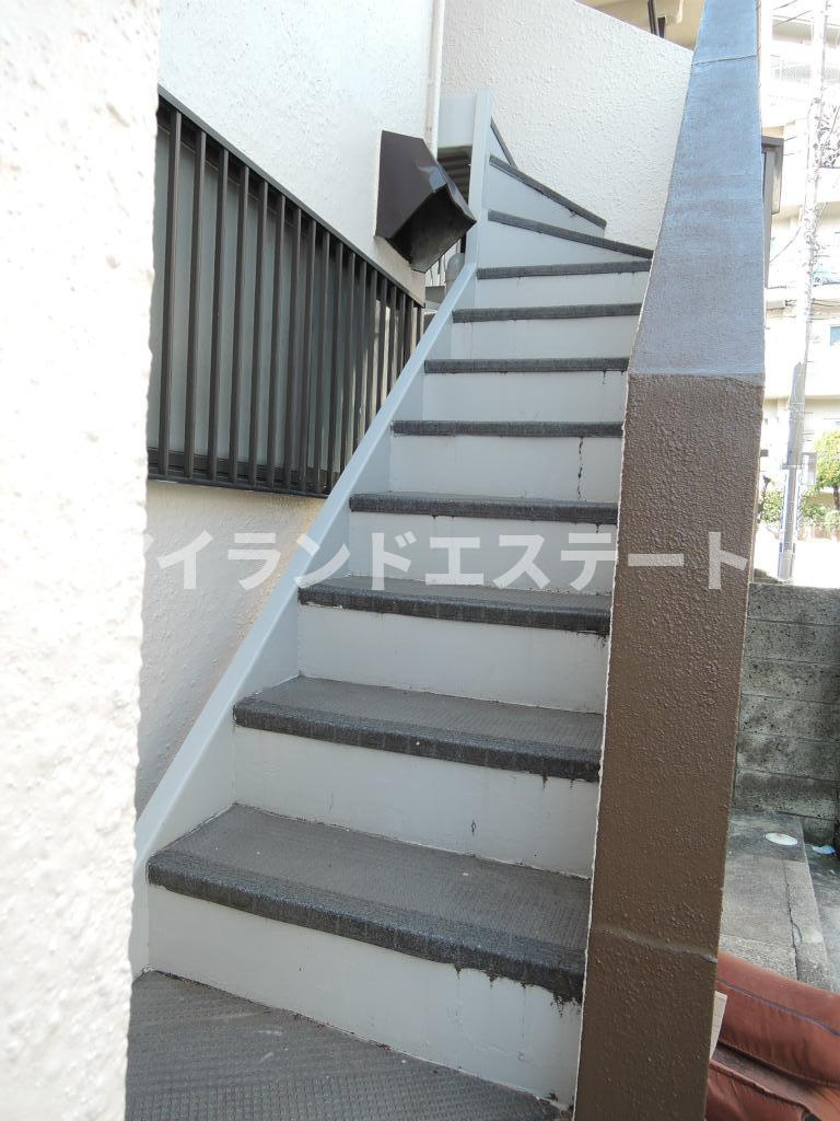 ハイツ野田駒沢　バストイレ別　南向き　浴室に窓の設備
