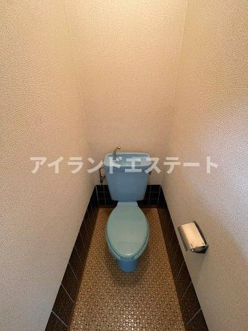 ハイツ野田駒沢　バストイレ別　南向き　浴室に窓のトイレ