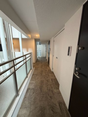 セレニテ新大阪ミラク弐番館のロビー