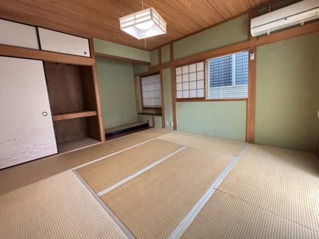 高石市加茂２丁目３-14の和室