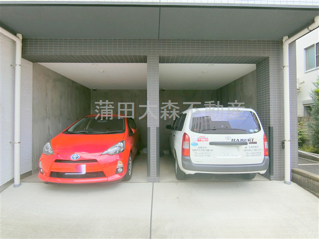 メイクスデザイン池上アジールコートの駐車場