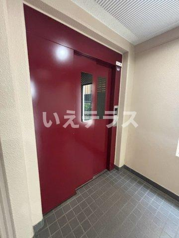 サンクラッソ湊川公園駅前のロビー