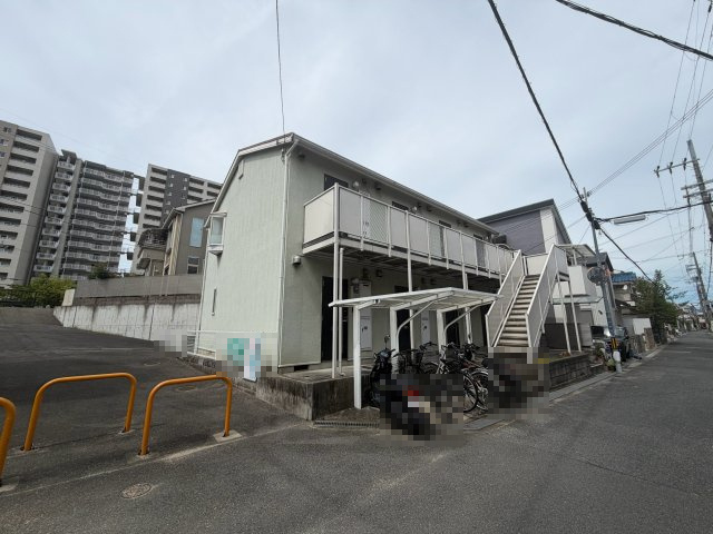 前川ハイツの外観