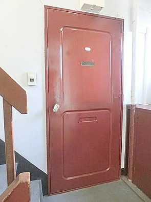 文京区本駒込３丁目の賃貸マンションの玄関