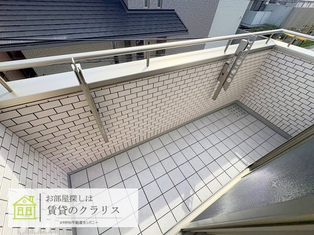 御前貸家のバルコニー