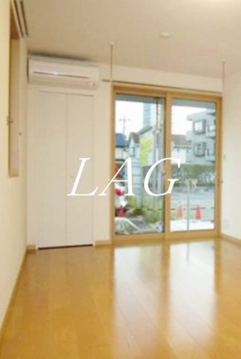 【居間・リビング】 | グランソレイユ | 洋室のお部屋です。