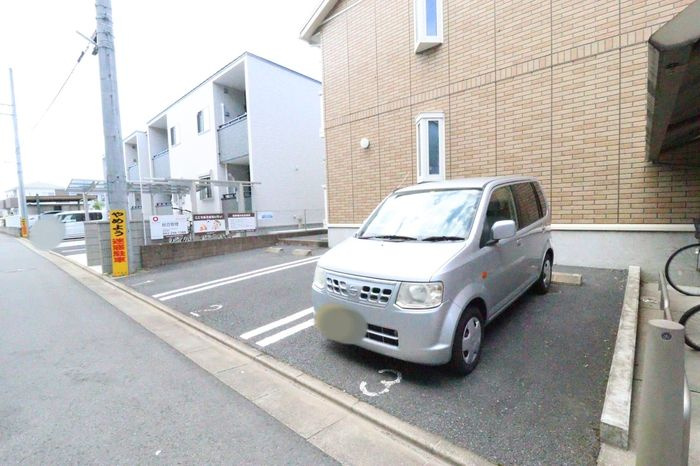 セジュールⅠの駐車場