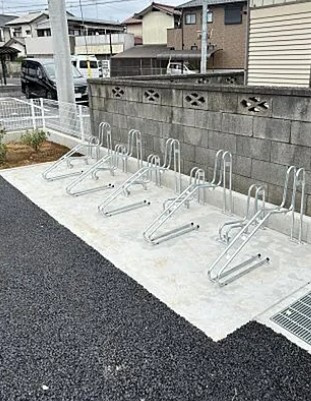 リーブルファイン蓮田緑町の駐車場