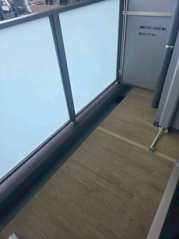THEパームス熊野前のバルコニー
