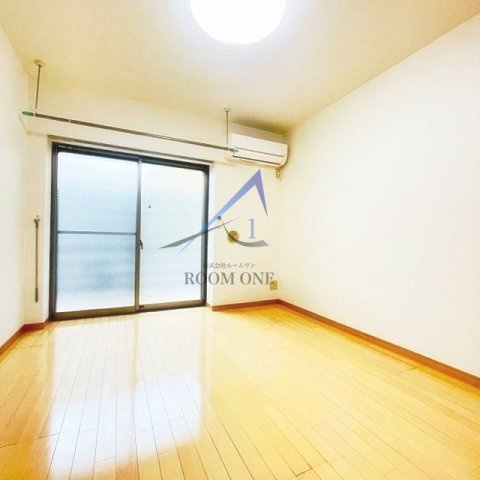 ピュア江古田の居間・リビング|洋室のお部屋です。