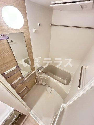 セレニテ神戸プリエの浴室